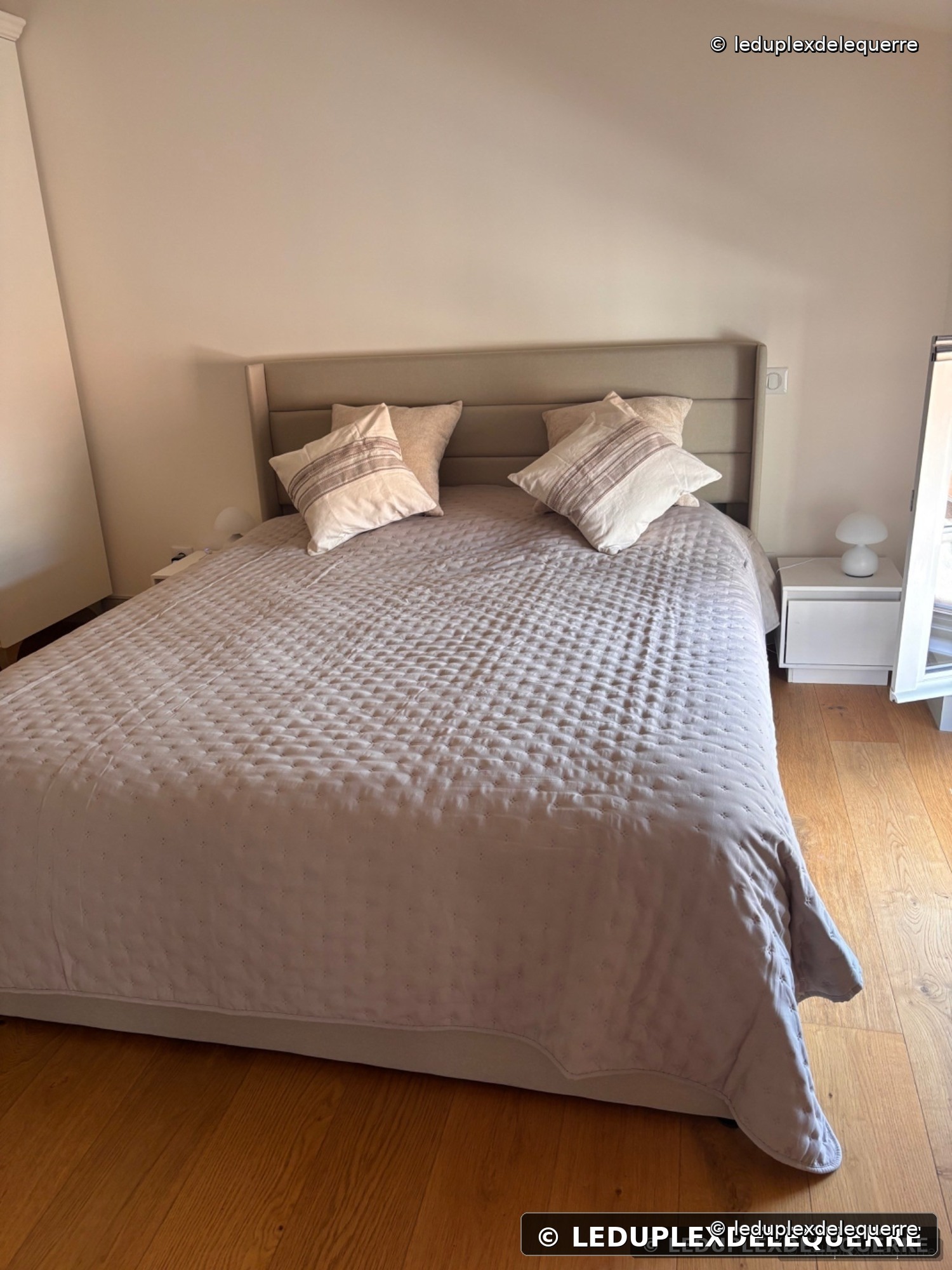 Chambre principale du Duplex de l'Équerre à Toulon